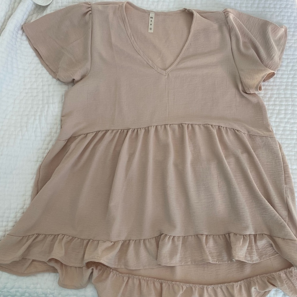 MTS Cream Ruffle Hem Blouse - Picture 2 of 4